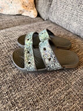 CROCS Kids black Glitter Slide Sandals